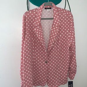 Polkadot blazer NWT size 3x has stretch